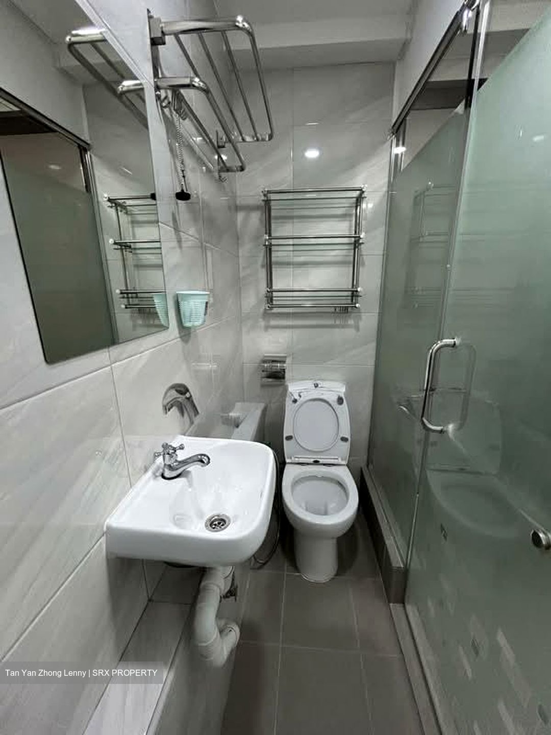 Simei Green Condominium (D18), Condominium #600983701